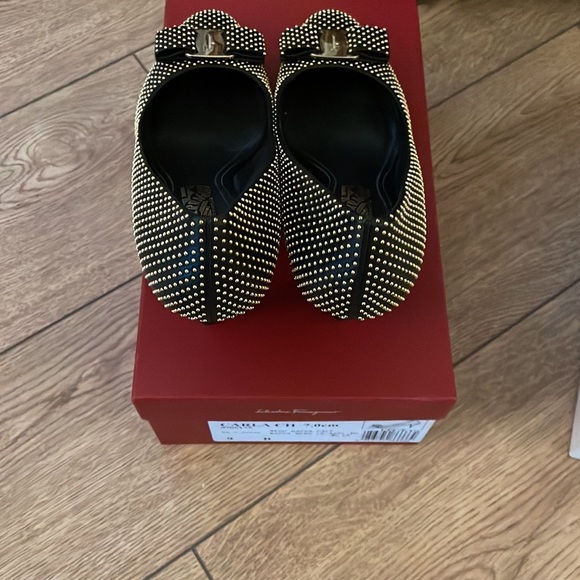 NEW Ferragamo Vara Studded Bow Heel